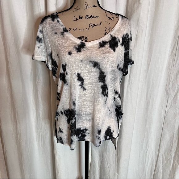 💚Rock & Republic top - Picture 2 of 8